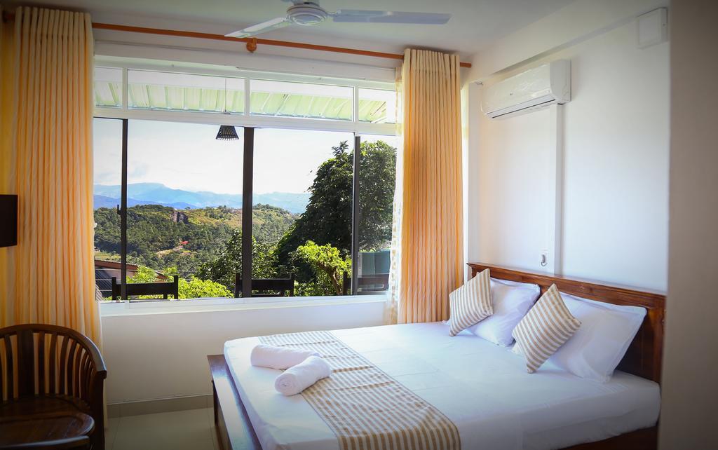 Romance Hills Hotel Kandy Buitenkant foto