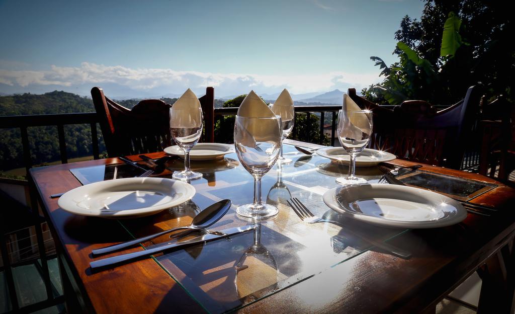 Romance Hills Hotel Kandy Buitenkant foto