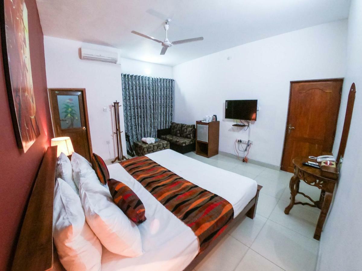 Romance Hills Hotel Kandy Buitenkant foto