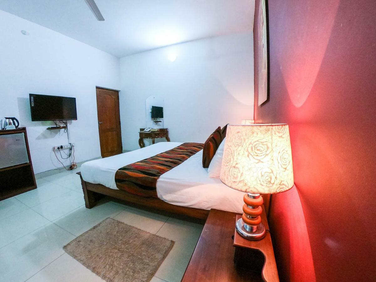 Romance Hills Hotel Kandy Buitenkant foto